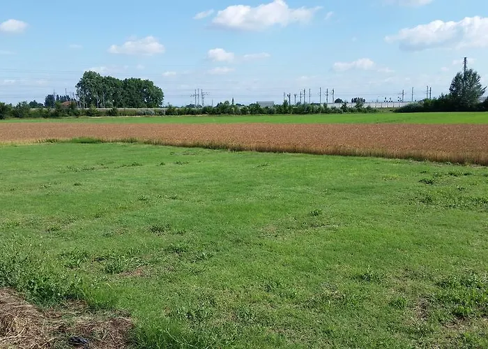 住宿加早餐酒店 艾普拉蒂住宿加早餐旅馆 Lesignana