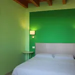 Oda ve Kahvaltı Ai Prati 3*
